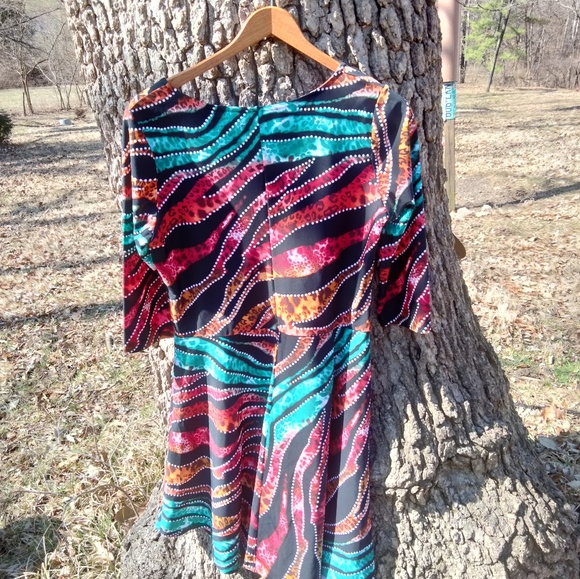 ⬇️Price Drop!⬇️ Bo&Nic Dress in size L - Picture 2 of 3